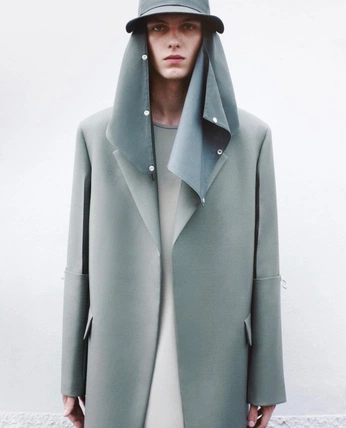 A cover of "Itsrainingmen" cluster. The owner is arisaphire. The cluster consists of 1 element.