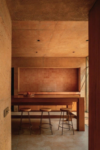 A cover of "Design-Dining room" cluster. The owner is artist.josh. The cluster consists of 3 elements.