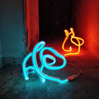 A cover of "omg art expo" cluster. The owner is brandyblurr. The cluster consists of 1 element.