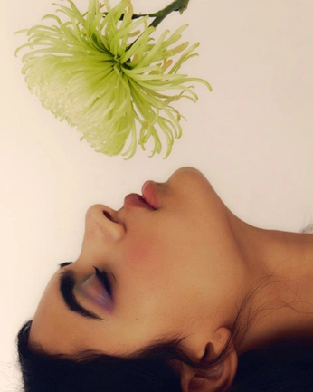 A cover of "references?" cluster. The owner is shesolovely. The cluster consists of 19 elements.