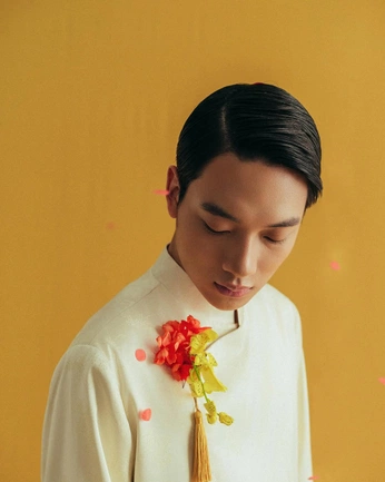 A cover of "worldie fine china" cluster. The owner is tanvo. The cluster consists of 18 elements.