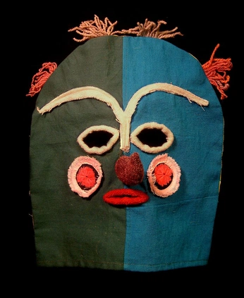 A cover of "MARIONNETTES" cluster. The owner is markantoinelb. The cluster consists of 28 elements.