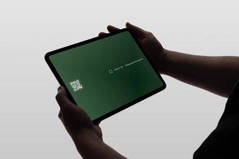 A cover of "iPad Pro Mockup" cluster. The owner is devicegraphics. The cluster description is "Featuring the iPad Pro Collection by
Device.Graphics™". The cluster consists of 1 element.