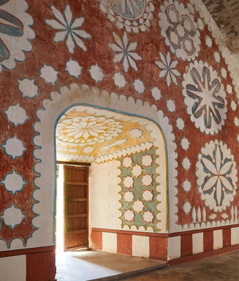 A cover of "walls" cluster. The owner is 089studio. The cluster consists of 33 elements.