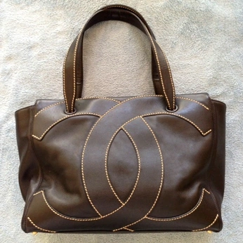 A cover of "bags" cluster. The owner is juzzz. The cluster consists of 11 elements.