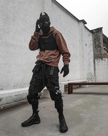 A cover of "KB Lookbook moodboard" cluster. The owner is imti.k. The cluster consists of 17 elements.