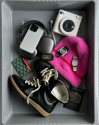 A cover of "Style" cluster. The owner is dvornikov. The cluster consists of 5 elements.