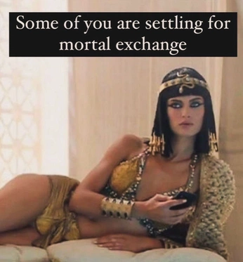 A cover of "memes" cluster. The owner is sari.loves. The cluster consists of 3 elements.