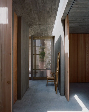 A cover of "interior" cluster. The owner is juliatorres. The cluster consists of 5 elements.