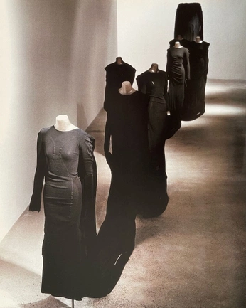 A cover of "Pics" cluster. The owner is ahmadmohamad. The cluster consists of 1 element.