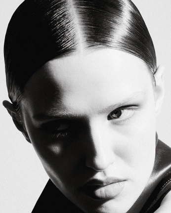 A cover of "ira" cluster. The owner is khabarovaann. The cluster consists of 17 elements.