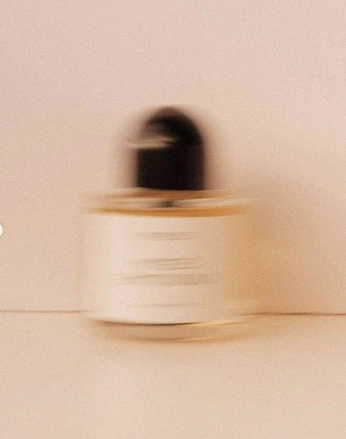 A cover of "PRODUCT PHOTOGRAPHY" cluster. The owner is mayesjake. The cluster consists of 30 elements.