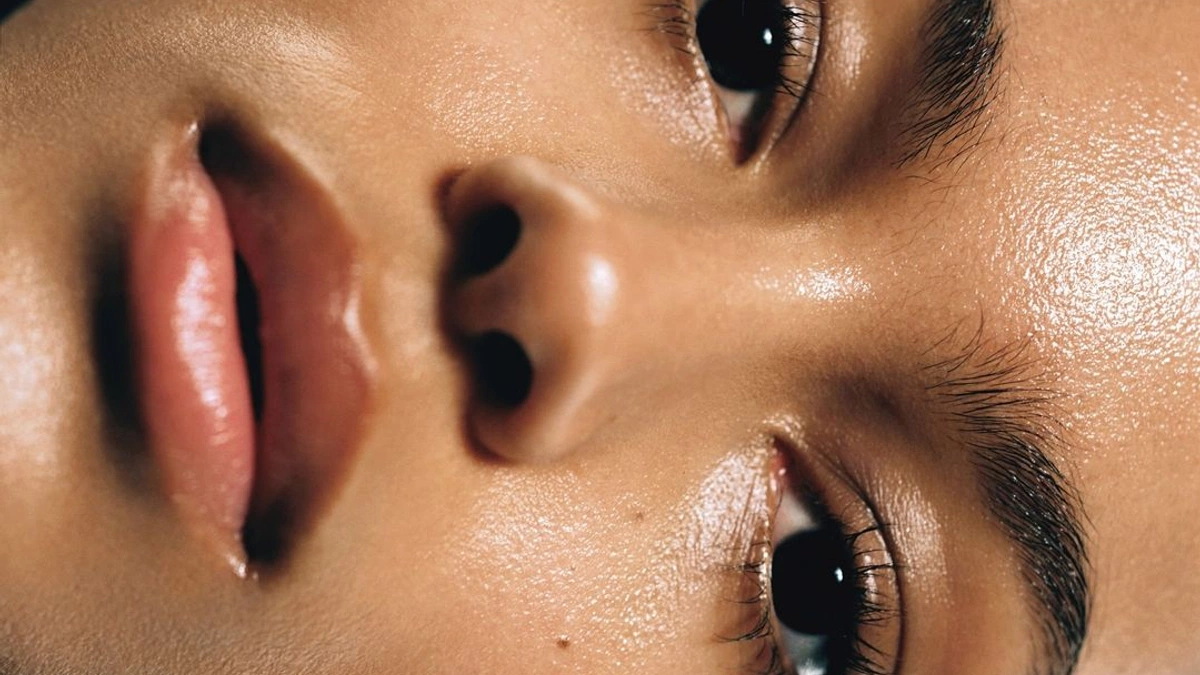 MAKEUP (@theskylaar) / Cosmos