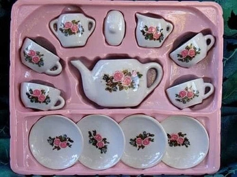 A cover of "Childhood" cluster. The owner is coryahn. The cluster consists of 9 elements.