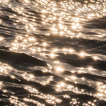 A cover of "Sea - Ocean - Lake" cluster. The owner is mnemes. The cluster consists of 31 elements.