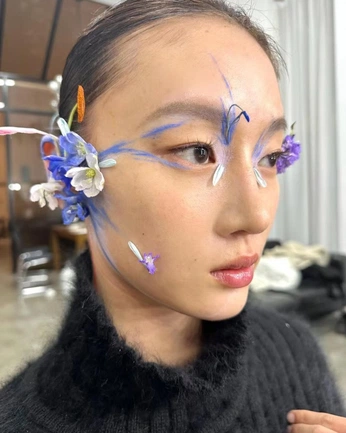 A cover of "MA & Hair" cluster. The owner is maralgootavuud. The cluster consists of 22 elements.