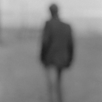 A cover of "photograph" cluster. The owner is dogukanakgun. The cluster consists of 3 elements.