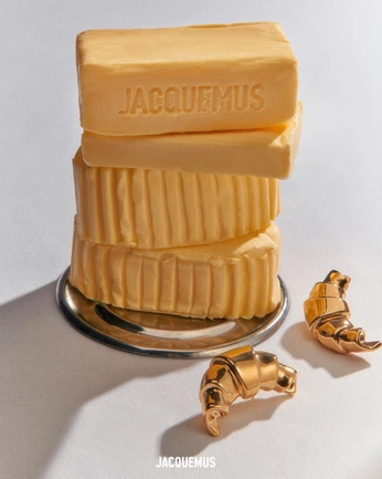 A cover of "PROJ_1.JACQUEMUS" cluster. The owner is martinaiturralde. The cluster consists of 6 elements.