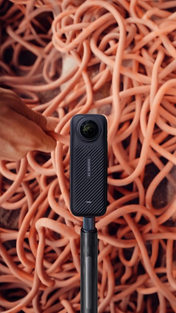 A cover of "Commercial" cluster. The owner is fynnwittke. The cluster consists of 83 elements.