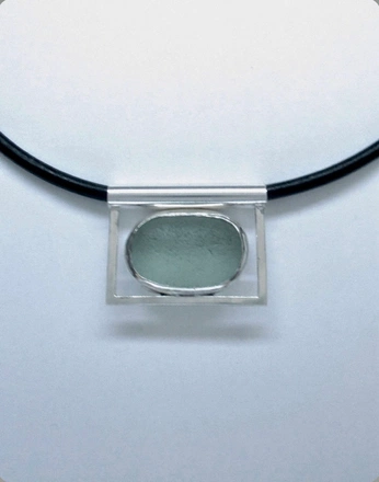 A cover of "Beach Glass" cluster. The owner is creativelaura. The cluster consists of 24 elements.