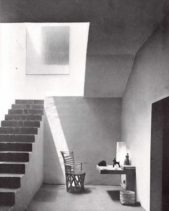 A cover of "Places and Spaces" cluster. The owner is mmmariela. The cluster consists of 1 element.