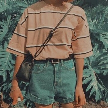 A cover of "silver" cluster. The owner is leosudden. The cluster consists of 144 elements.