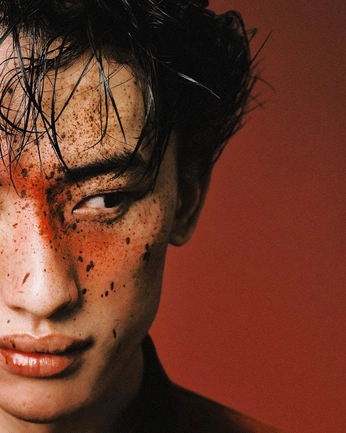 A cover of "Essence" cluster. The owner is joaquingdc. The cluster consists of 110 elements.