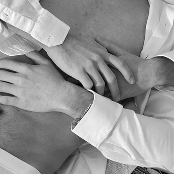 A cover of "HANDS" cluster. The owner is kris. The cluster consists of 19 elements.