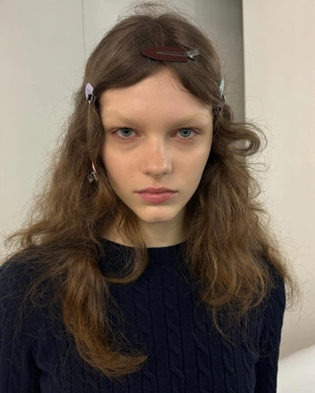 A cover of "GIRLFACE" cluster. The owner is marvdotcreative. The cluster consists of 7 elements.