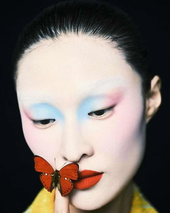 A cover of "Beauty" cluster. The owner is theonlymalu. The cluster consists of 15 elements.