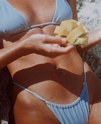 A cover of "SUNTAN" cluster. The owner is farmx. The cluster consists of 43 elements.