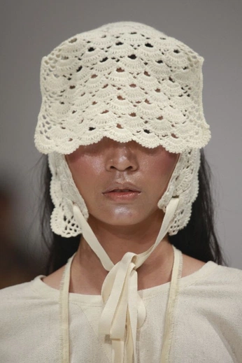 A cover of "Hats" cluster. The owner is madelinehelt. The cluster consists of 7 elements.