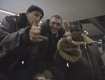 A cover of "art,musica" cluster. The owner is l4z4ro. The cluster consists of 63 elements.