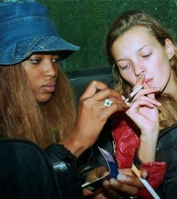 A cover of "Heroin Chic / 90's Party" cluster. The owner is julesunderwood. The cluster consists of 11 elements.