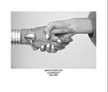 A cover of "Украшать." cluster. The owner is indigodiasol. The cluster consists of 3 elements.