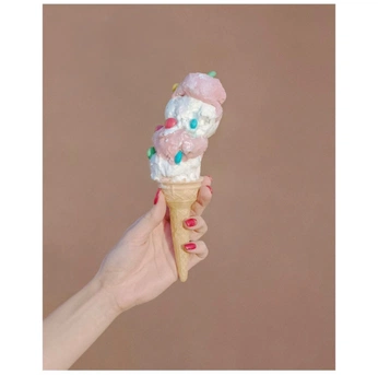 A cover of "Corton candy" cluster. The owner is jakilomari. The cluster consists of 5 elements.