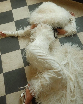 A cover of "wedding" cluster. The owner is kinevestvik. The cluster consists of 1 element.