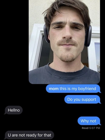 A cover of "me core" cluster. The owner is bloodiedbathe. The cluster description is "𝜗ৎ". The cluster consists of 94 elements.