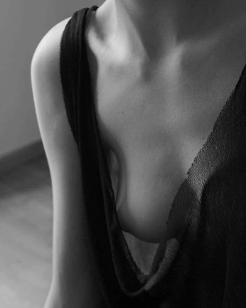 A cover of "Hawt" cluster. The owner is jkat222. The cluster consists of 3 elements.