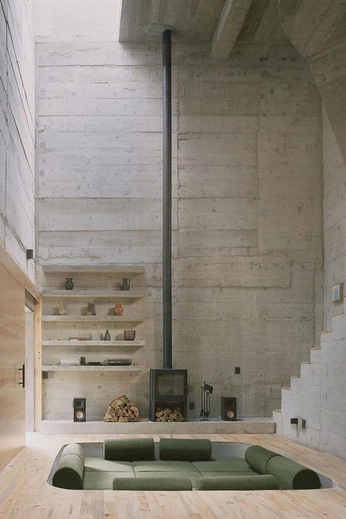 A cover of "Interiors/Exteriors" cluster. The owner is morganmclain. The cluster consists of 18 elements.