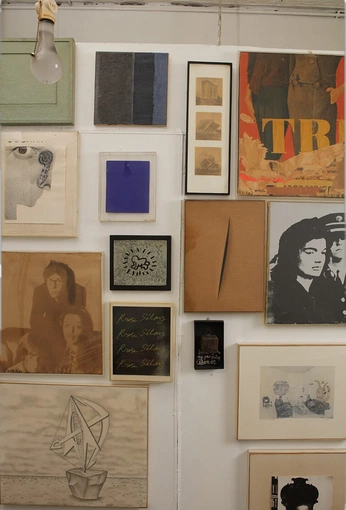 A cover of "room" cluster. The owner is vanellimel. The cluster consists of 2 elements.