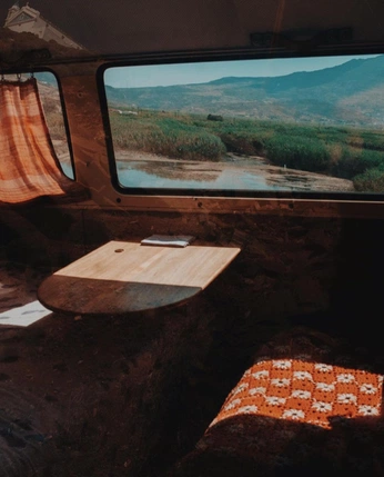 A cover of "Future" cluster. The owner is hrblove. The cluster consists of 6 elements.