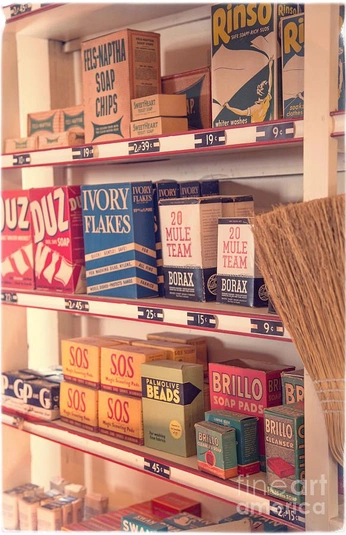 A cover of "CHALK" cluster. The owner is zoebeau. The cluster consists of 13 elements.