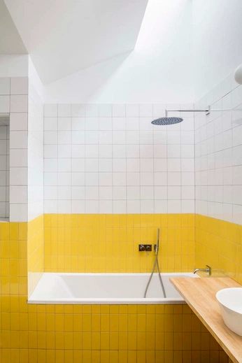 A cover of "KINDERGARDEN BATHROOM" cluster. The owner is saveriosimoncini. The cluster consists of 2 elements.