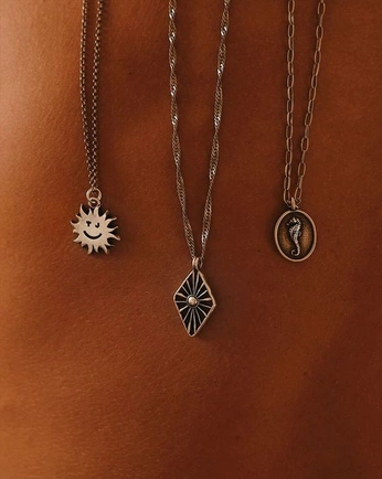 A cover of "estetik" cluster. The owner is sonkin. The cluster consists of 12 elements.