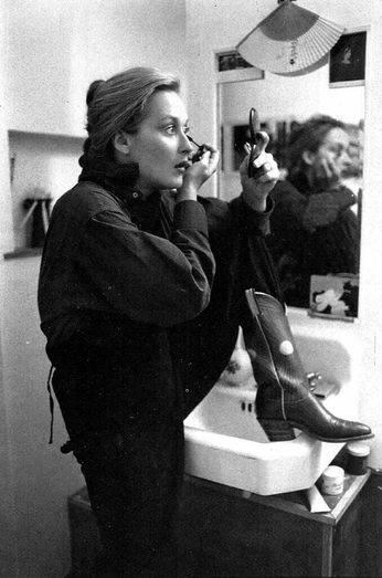 A cover of "poemas disfrazados" cluster. The owner is floripon. The cluster consists of 50 elements.