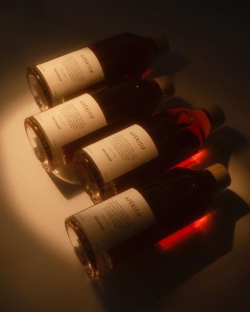 Menaud Apéritif, made with Nordic fruits and plants.