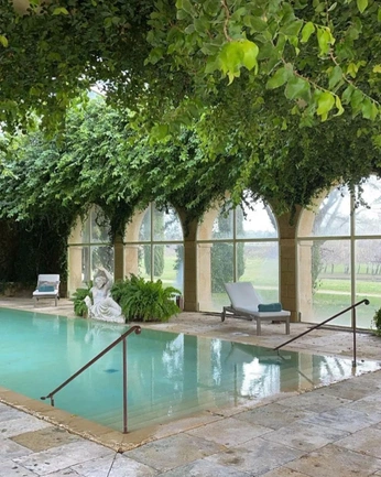 A cover of "Its already mine" cluster. The owner is lindsaysickler. The cluster consists of 5 elements.