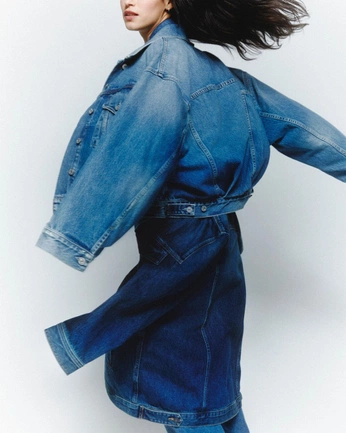 A cover of "MFG" cluster. The owner is elsariu. The cluster consists of 36 elements.