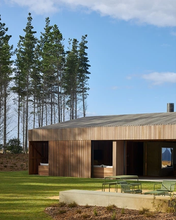 A cover of "EH" cluster. The owner is goodkompani. The cluster consists of 9 elements.